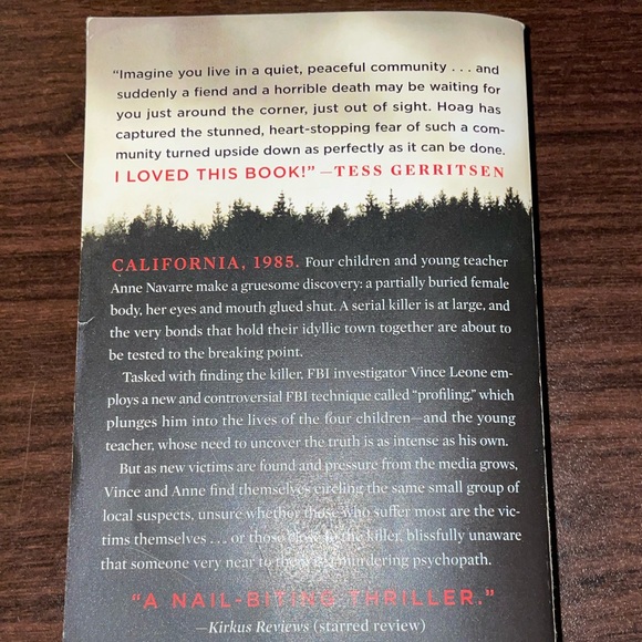 TAMI HOUG ‘Deeper Then The Dead’ Book - Picture 2 of 2